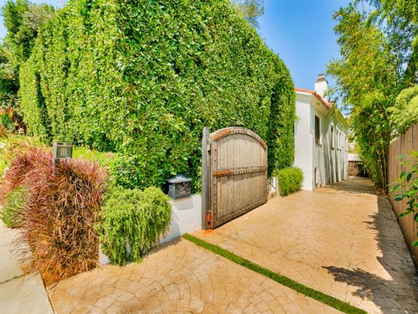 Los Angeles Home 999500