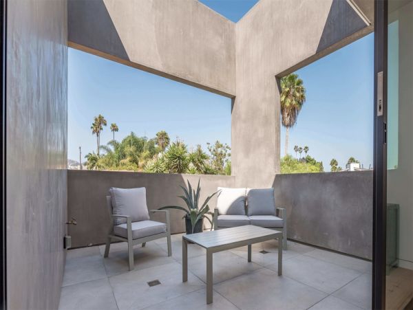 Los Angeles Home 999501