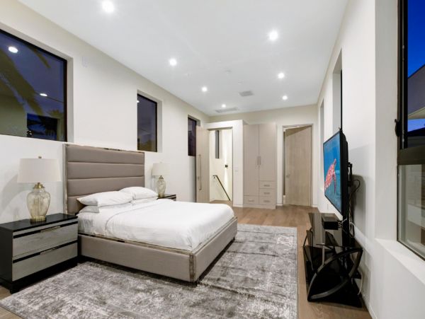 Los Angeles Home 999502