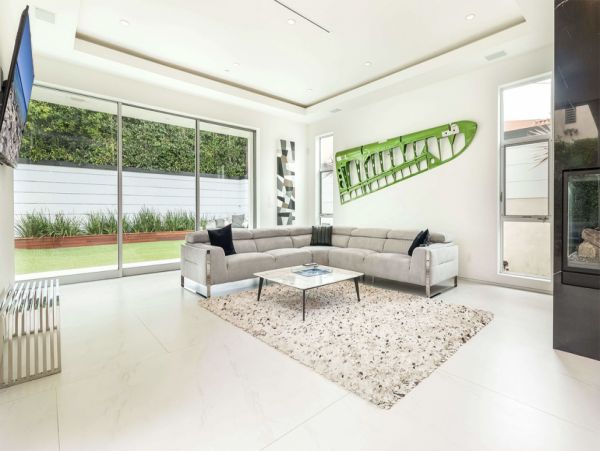 Los Angeles Home 999506
