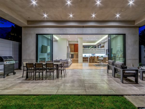 Los Angeles Home 999507