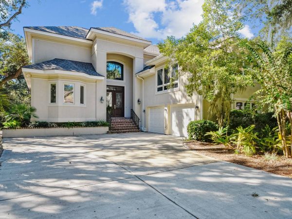 5 Bedroom Exceptional Vacation Pool Home in Hilton Head
