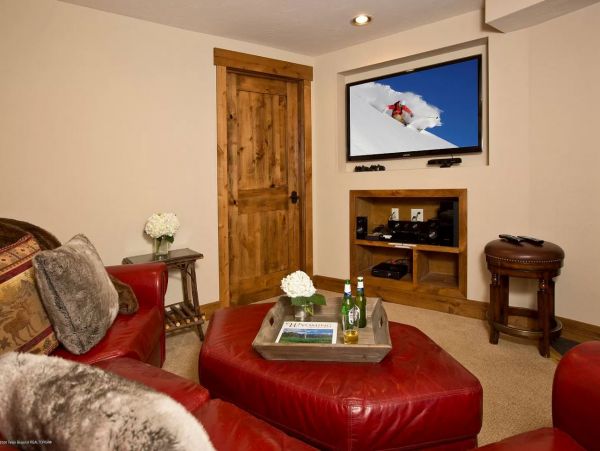 Jackson Hole Luxury Alpine Retreat  Stunning Six-Bedroom Teton Village Vacation Home