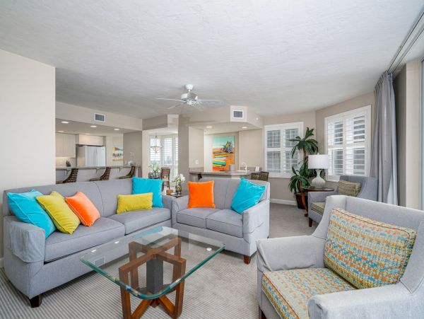 Fort Myers Three Bedroom Vacation Condo Located on Beach