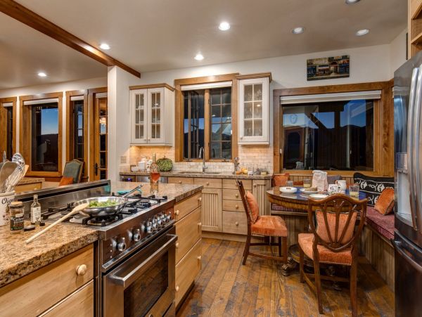 Truly Magnificent Six Bedroom Family Home In Jackson Hole