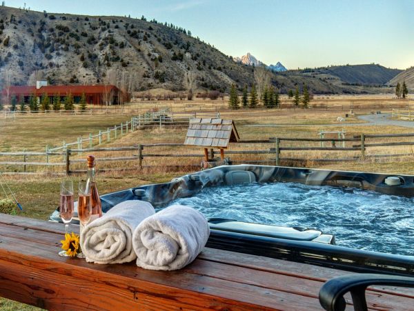 Truly Magnificent Six Bedroom Family Home In Jackson Hole