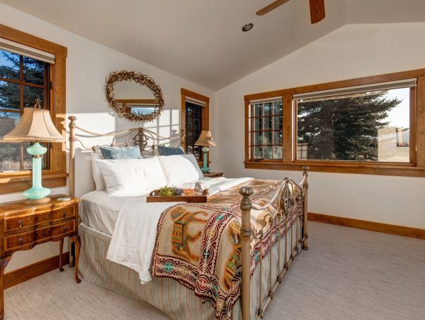 Truly Magnificent Six Bedroom Family Home In Jackson Hole