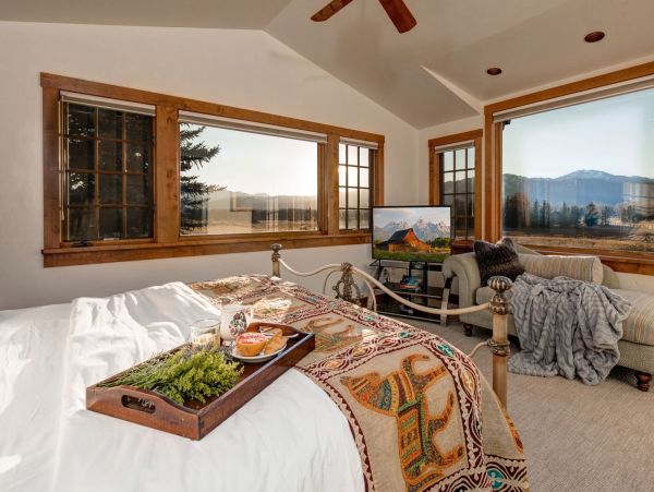 Truly Magnificent Six Bedroom Family Home In Jackson Hole