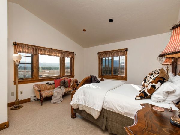 Truly Magnificent Six Bedroom Family Home In Jackson Hole