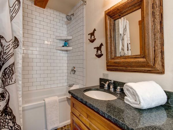 Truly Magnificent Six Bedroom Family Home In Jackson Hole