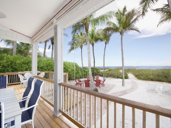 3 Bedroom Beach Vacation Home in Fort Myers Sleeps 8 Guests