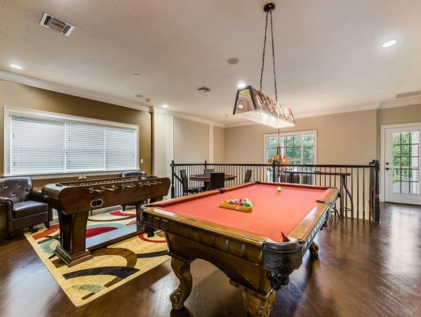 Orlando Luxury Five Bedroom Vacation Villa with Private Pool