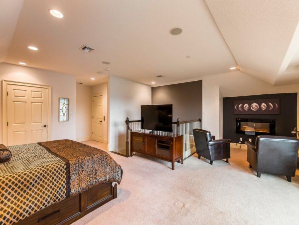 Orlando Luxury Five Bedroom Vacation Villa with Private Pool