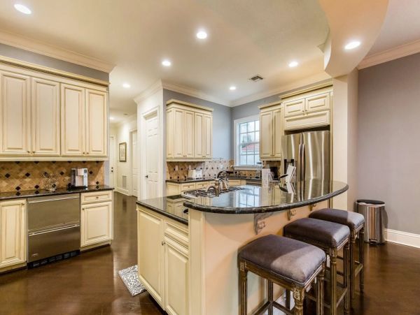 Orlando Luxury Five Bedroom Vacation Villa with Private Pool