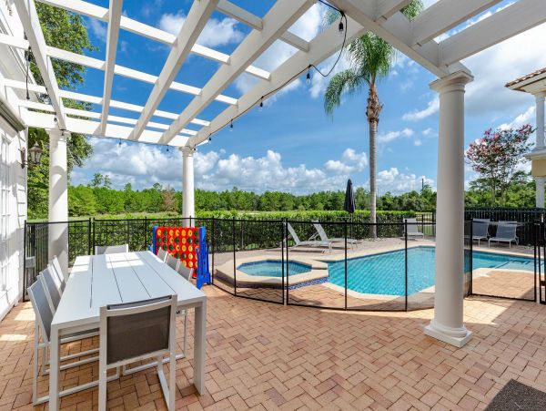 Orlando Luxury Five Bedroom Vacation Villa with Private Pool