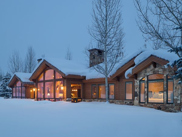 Jackson Hole Luxurious Vacation Home Sleeps 10 Mountain View