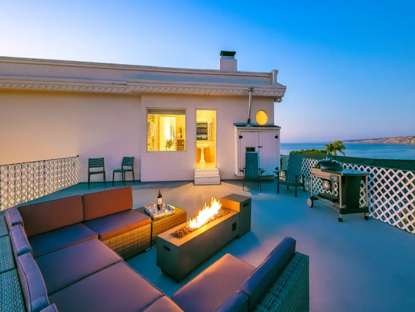 Glamorous La Jolla Home With Sweeping Pacific Views and Pool