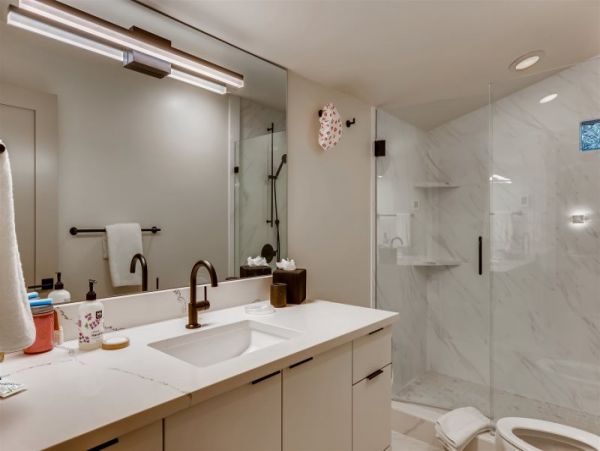 Golden PEak Walk to Lift Vail Condo nicely remodeled