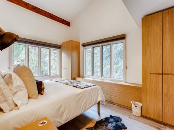 Golden PEak Walk to Lift Vail Condo nicely remodeled