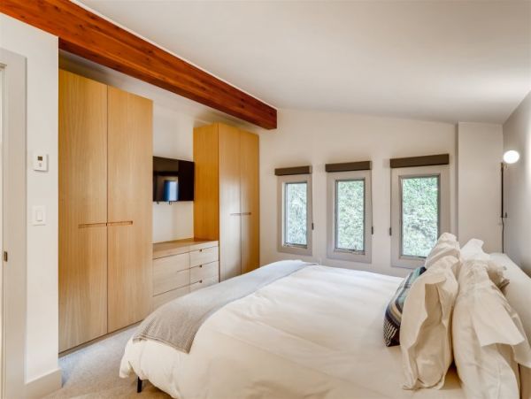 Golden PEak Walk to Lift Vail Condo nicely remodeled