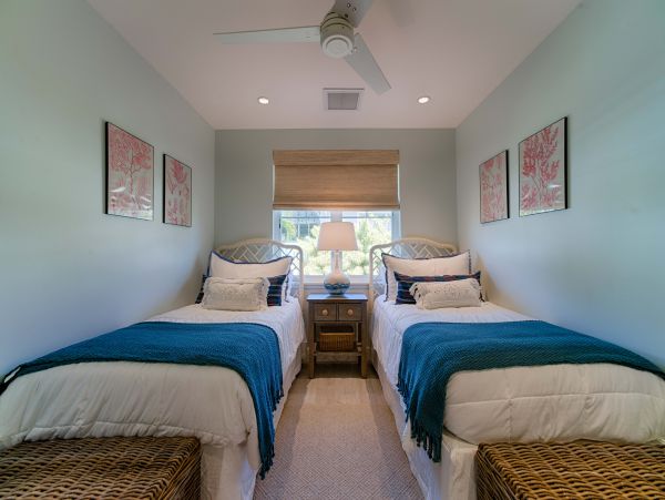 Five Bedroom Vacation Home in Princeville with Private Pool