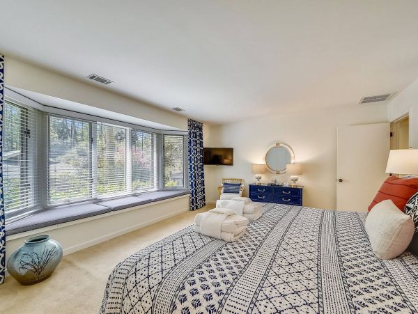 Gorgeous 4 Bedroom Vacation Pool Home In Hilton Head
