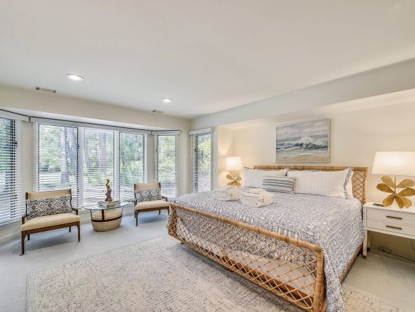 Gorgeous 4 Bedroom Vacation Pool Home In Hilton Head