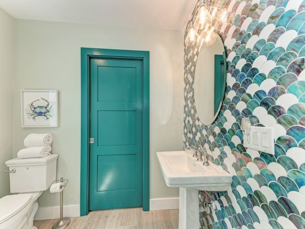 One Block to the Beach! Holmes Beach Vacation Home 6 Guests