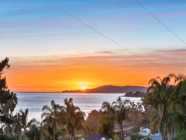 Beautiful Two Bedroom Duplex with Great Ocean Views