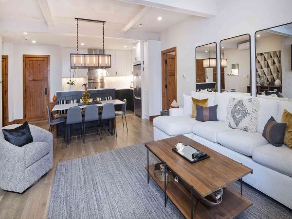 Mountain Ski in Ski out Luxury Penthouse