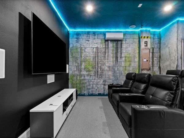 Gorgeous Reunion Vacation Home with Private Pool & Cinema