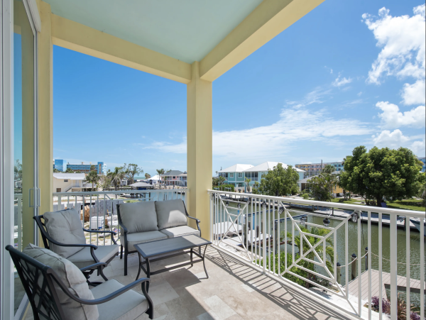 Fort Myers Beach Luxury Vacation Home with Pool and Boat Dock