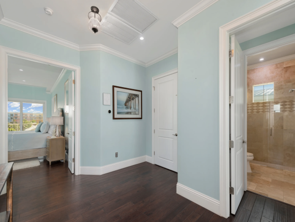 Fort Myers Beach Luxury Vacation Home with Pool and Boat Dock