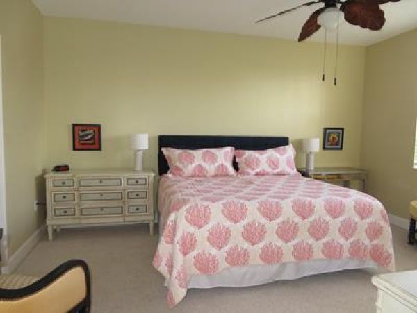 Boca Grande 3 Bedroom Condo Corner Unit - Great Value Rental