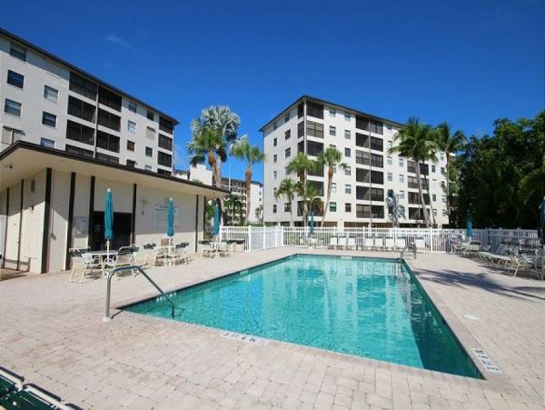 Fort Myers Condo 999572
