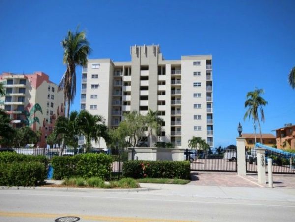 Fort Myers Condo 999576