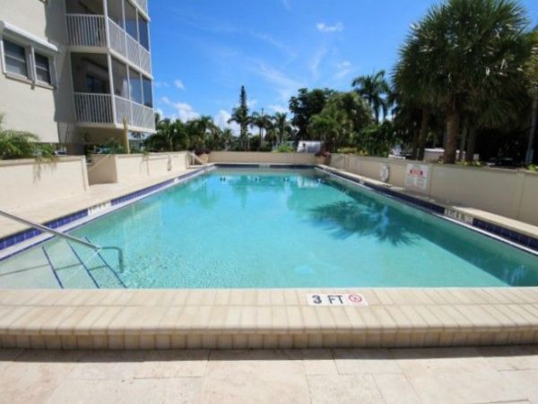 Fort Myers Condo 999601