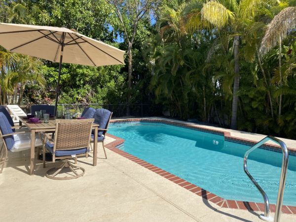 Fort Myers Vacation Home with Pool Sleeps 6 Guests