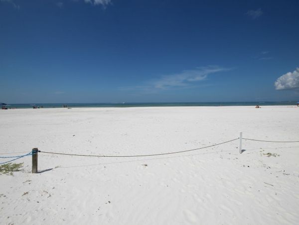 Fort Myers Vacation Home with Pool Sleeps 6 Guests