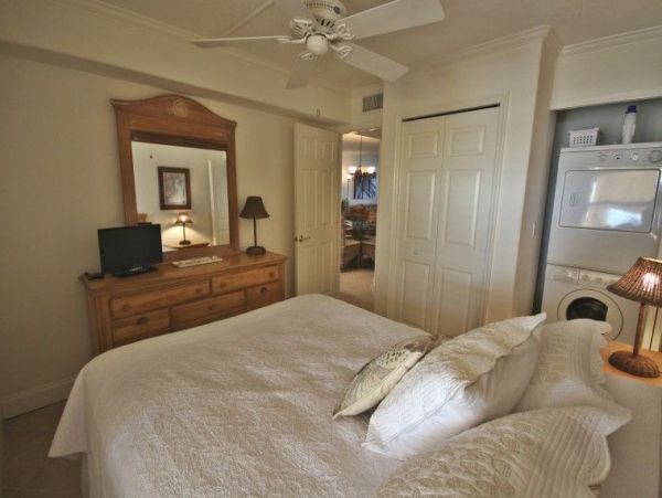 Fort Myers Condo 999611
