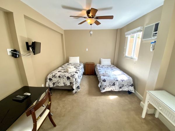 Fort Myers Vacation Condo Walk to Beach with Pool Canal View
