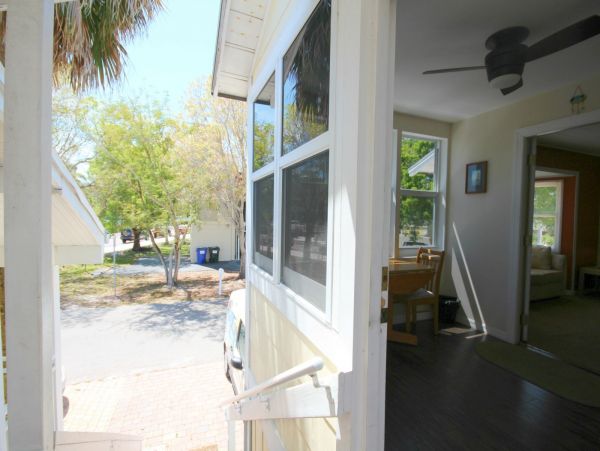 Walk to Beach Vacation Home In Fort Myers