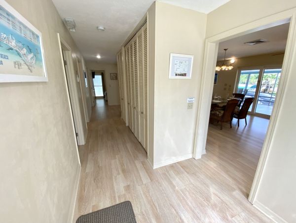 Fort Myers Home 999621
