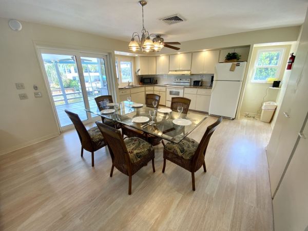 Fort Myers Home 999621