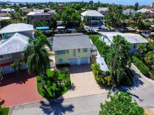 Fort Myers Home 999621