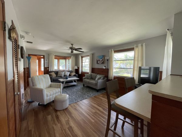 Walk to Beach Fort Myers Vacation Home Canal Views