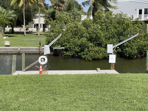 Walk to Beach Fort Myers Vacation Home Canal Views