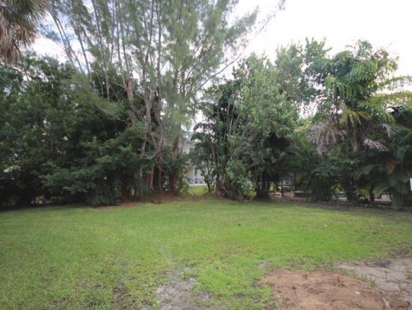 Fort Myers Home 999623