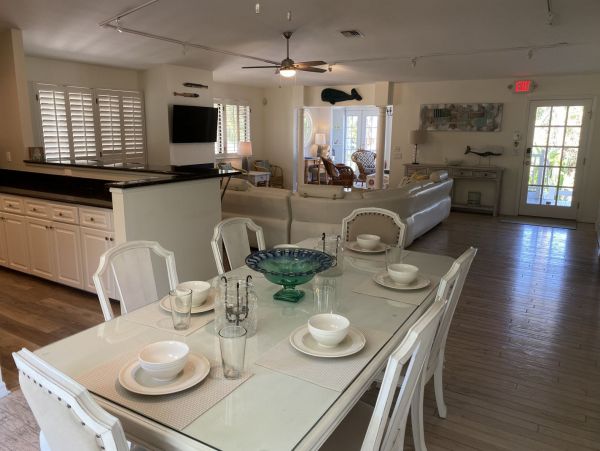 Private Pool Vacation Home in Fort Myers Three Bedrooms
