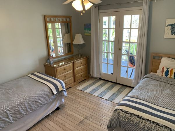 Private Pool Vacation Home in Fort Myers Three Bedrooms